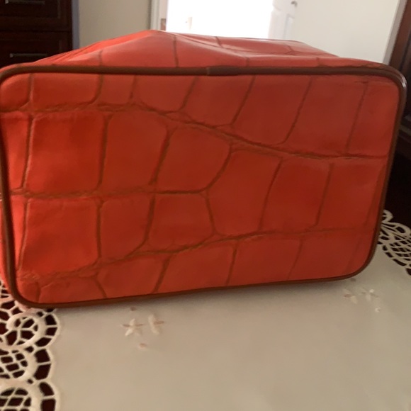 Dooney&Burke purse with matching wallet and checkbook and credit card cover - Picture 3 of 6